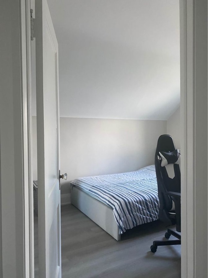 Irem's room