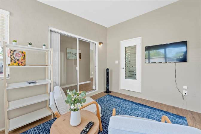 Oscar's room