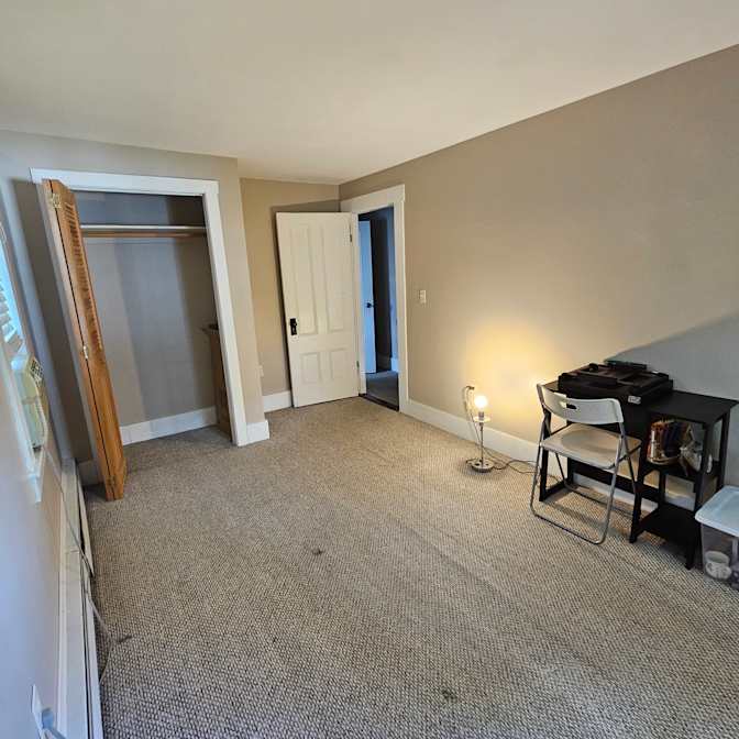 Victoria's room