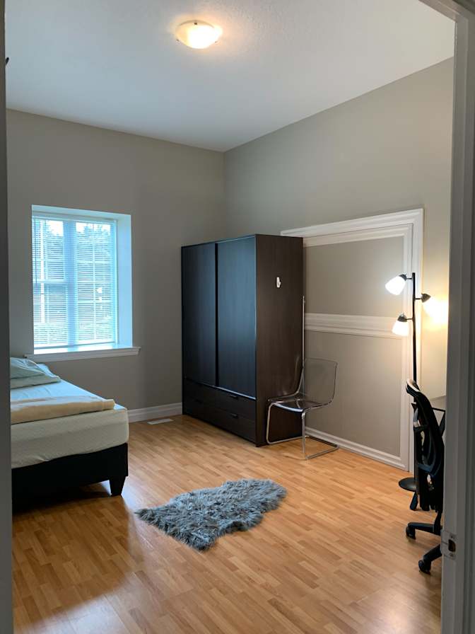 FW Corp.'s room