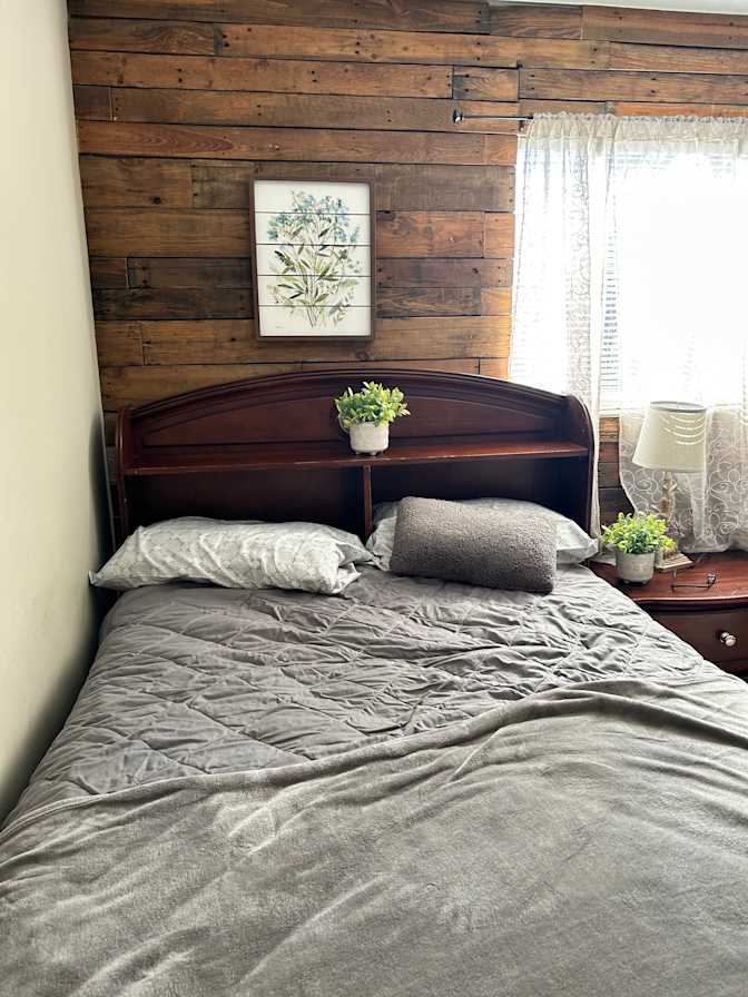 Sara's room