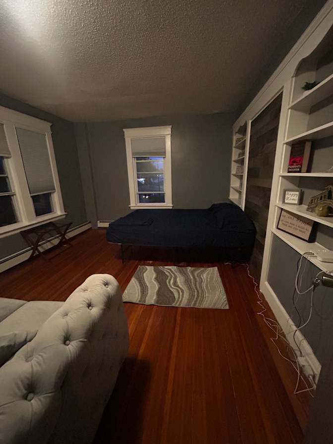 Blanco's room