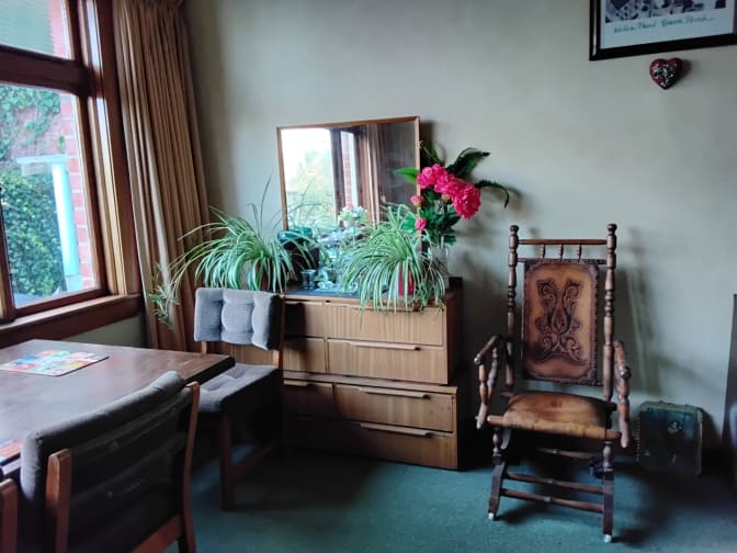 Maureen's room