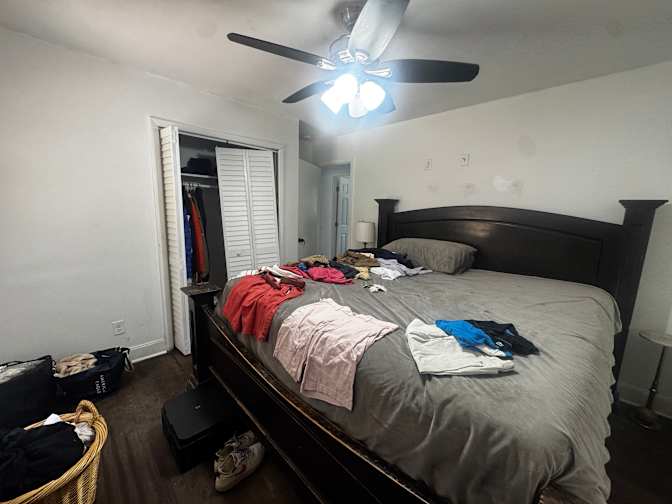 Alcove Rooms's room