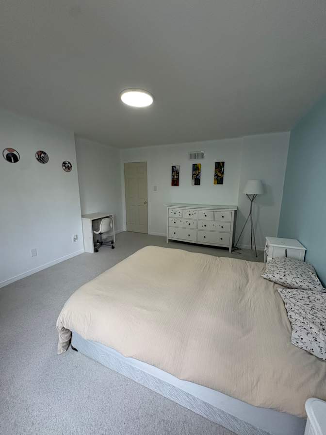 Danielle Travassos's room