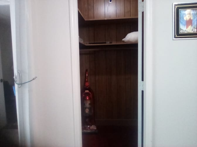 Elizabeth xavier's room