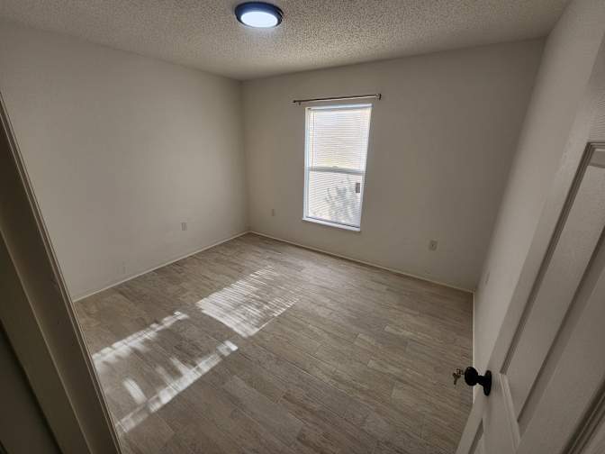 Fernando's room