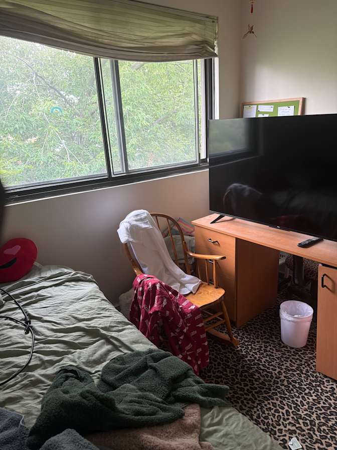 Bill's room