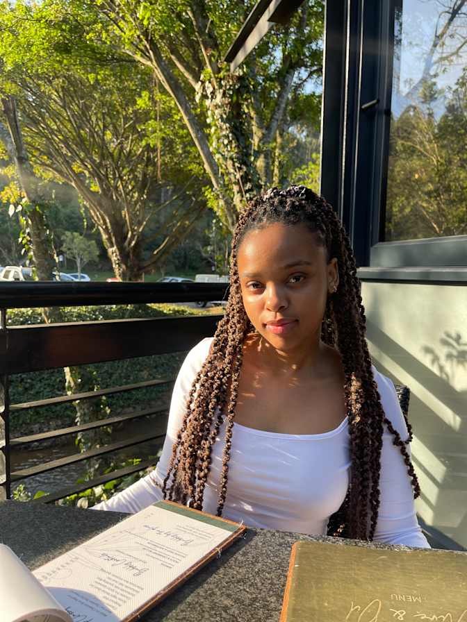 Sihle Dzai