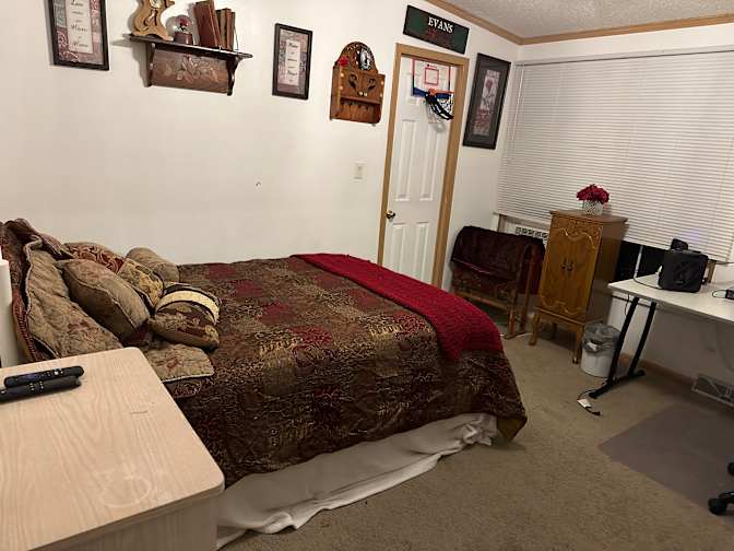 Maureen Evans's room