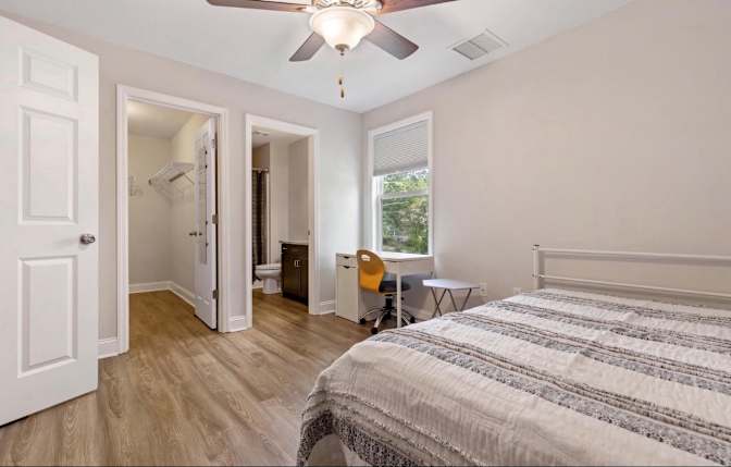 Maxwell Katz's room