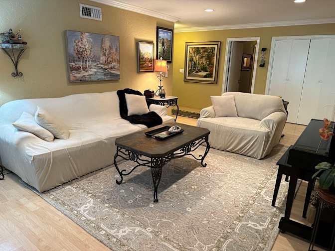 Andrea's room