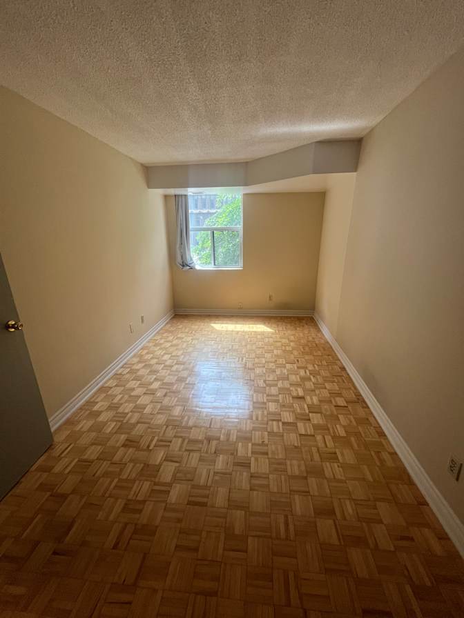 Dennis's room