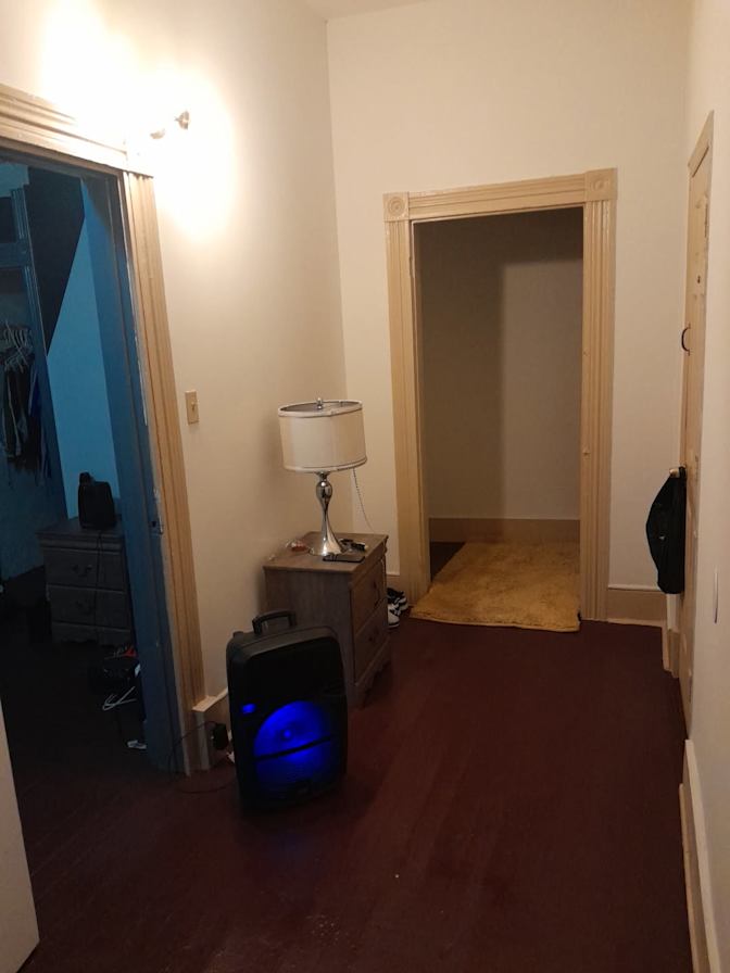 Wayne J Farrington's room