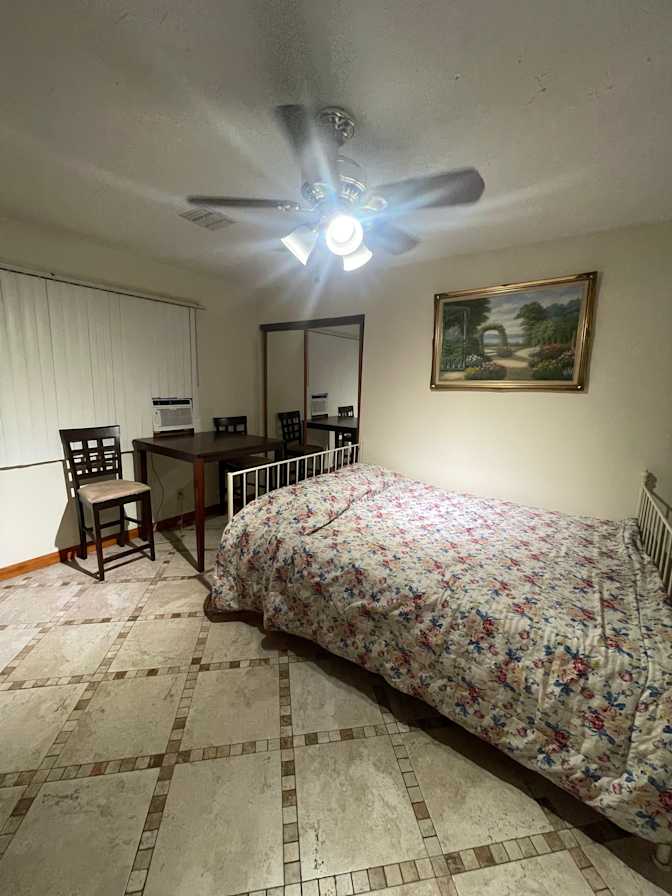 Kate's room