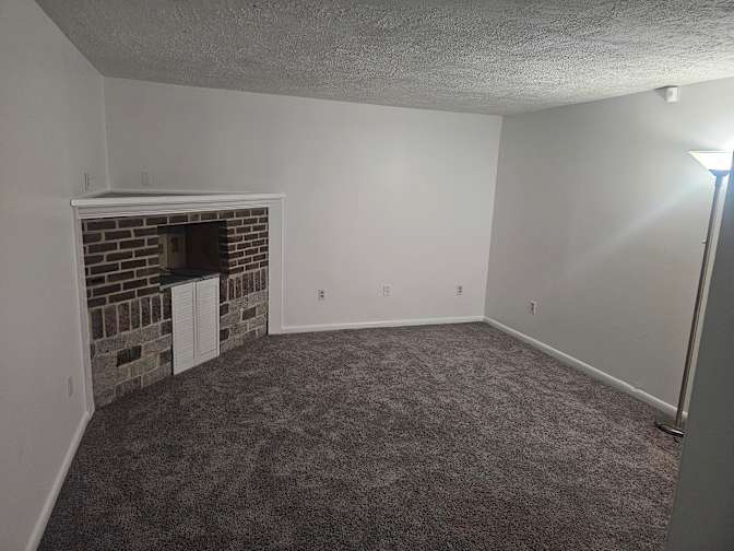Pamela Dikongue's room