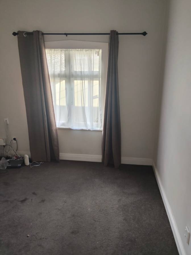 Dale's room