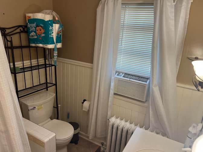 Erik's room