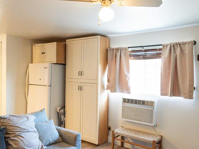 Thomas's room