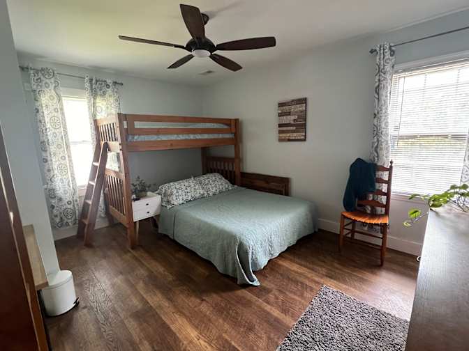 Richelle's room