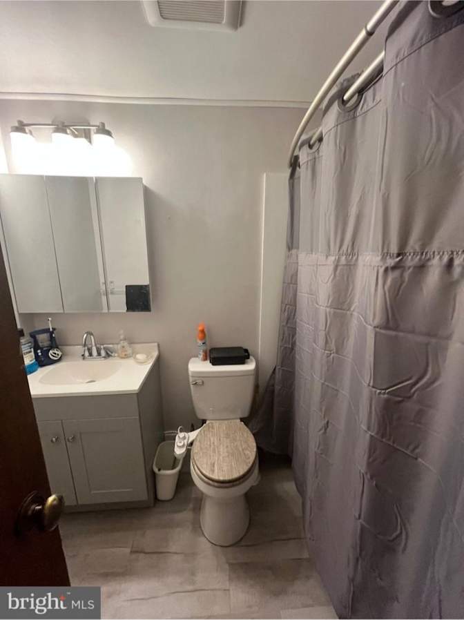 Tobias's room
