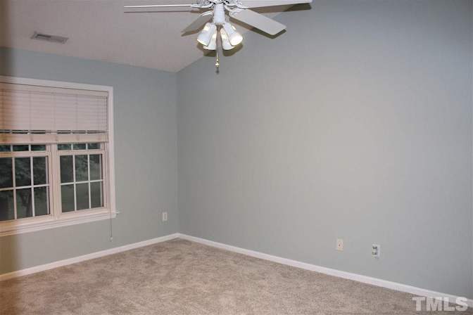Alcove Rooms's room