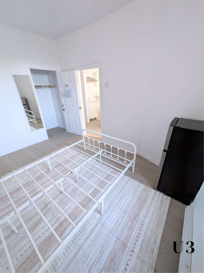 Lisa's room