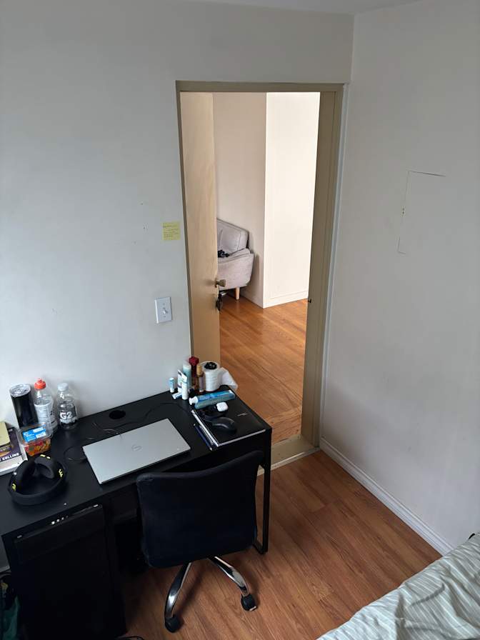 Ana Zanetti's room