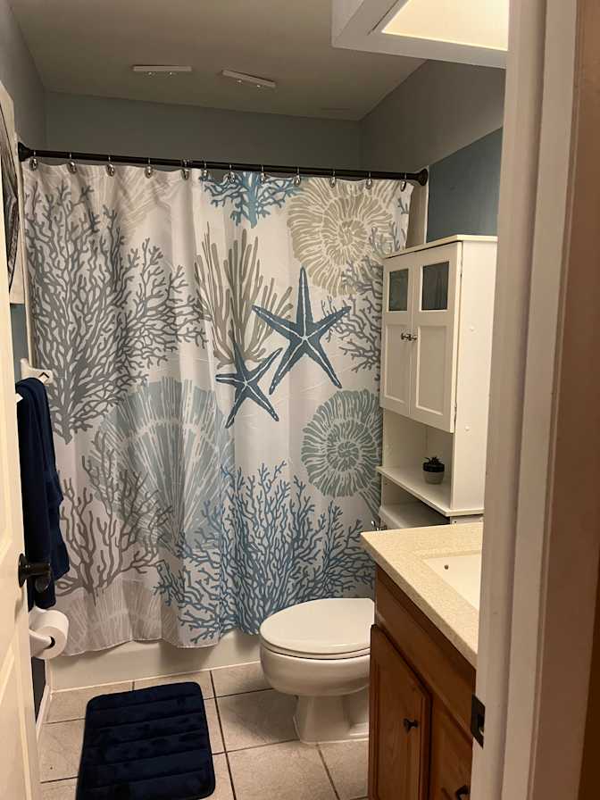 Linda's room
