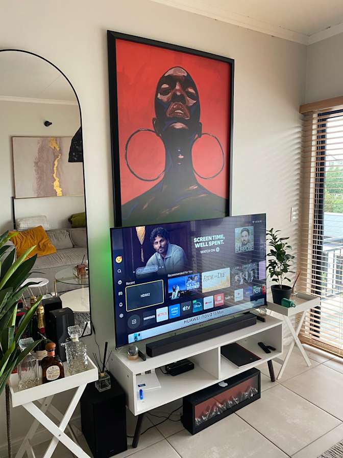 OLUWATOSIN's room