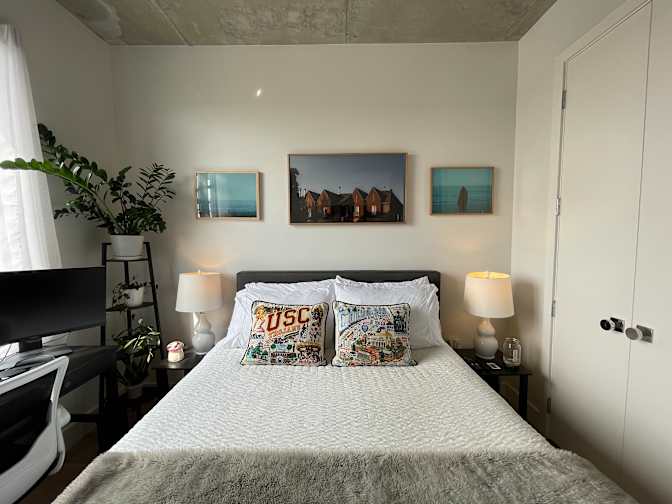 Eric Freeman's room