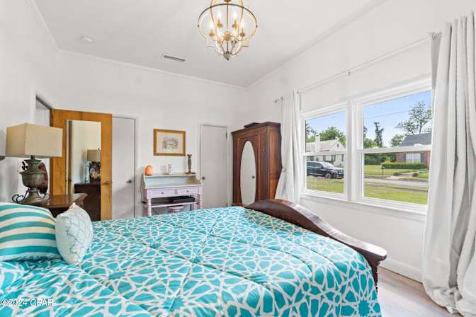 Sylvie P's room