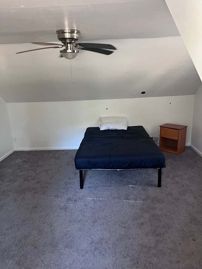 Jay/Nikki's room