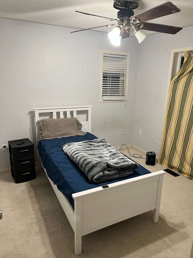 rahul mehra's room