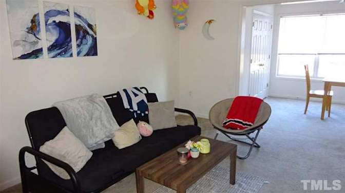 Alcove Rooms's room