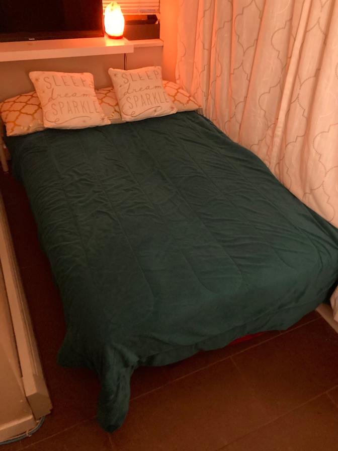 Lisa's room
