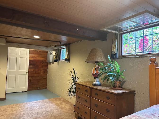 Furnished room in a house | Portland, Oregon 97214 |... – Roomies.com