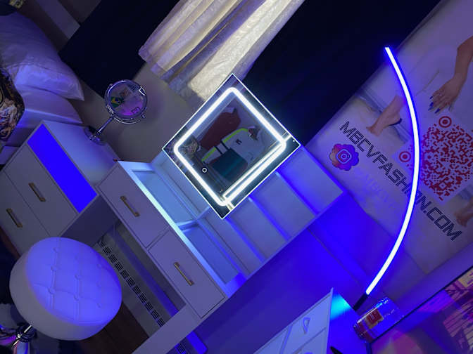 Amari's room
