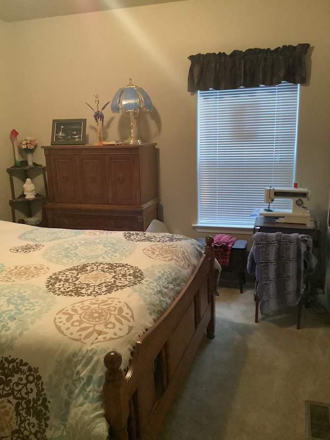 Carl's room