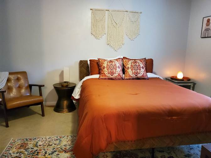 Lynette's room