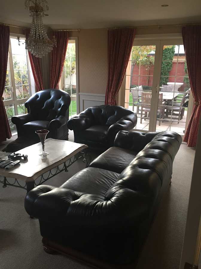 john Findlay's room