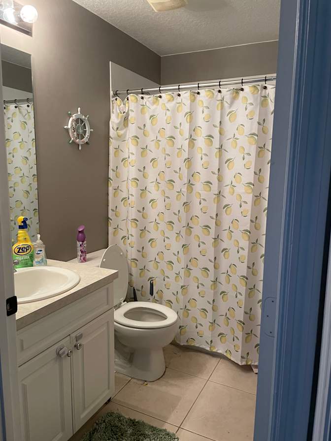 Darlene's room