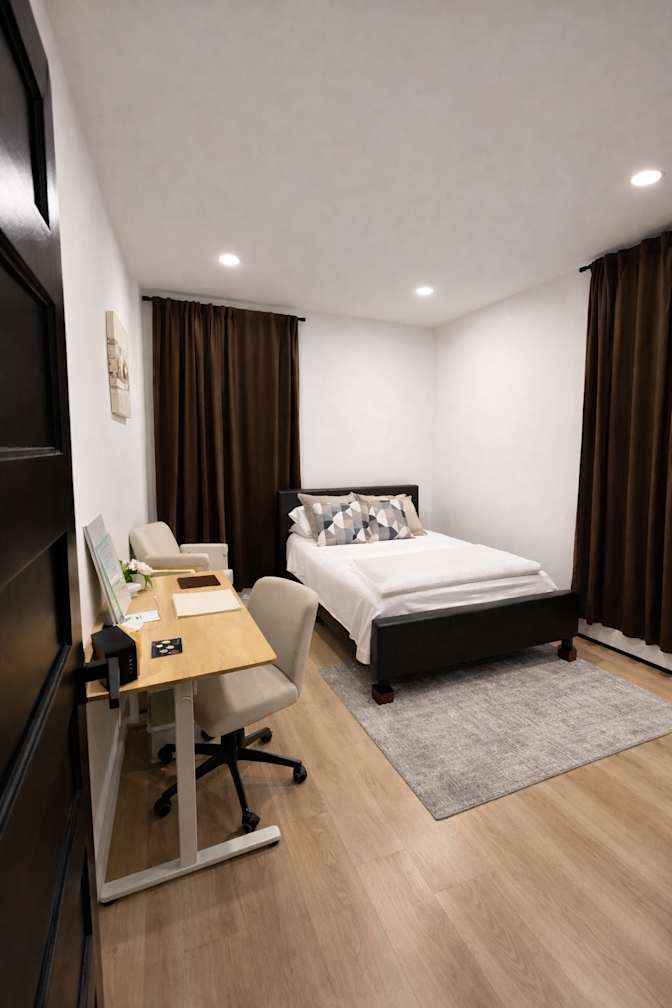 Jolene's room