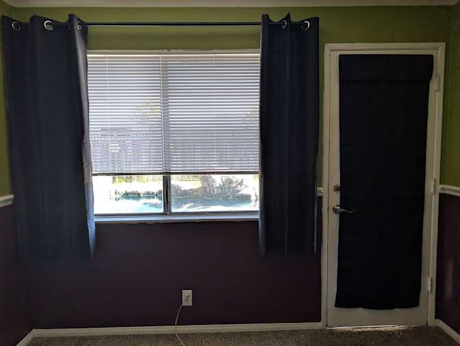 Room for Rent HB's room