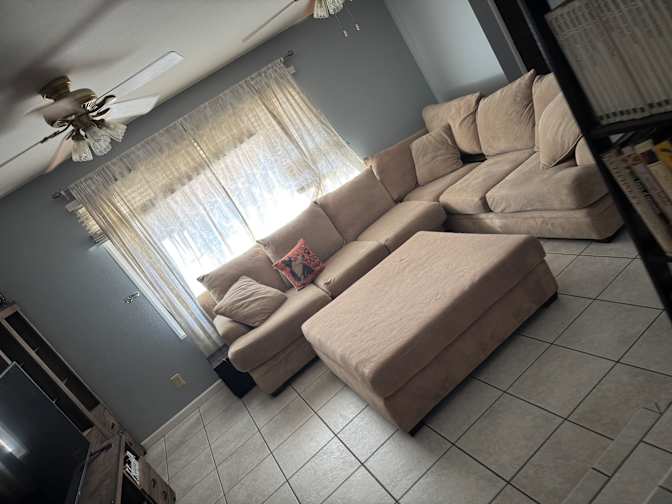Chelsea Boni's room