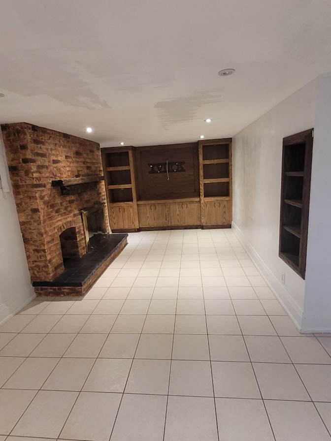 Hamidreza Khederzadeh's room