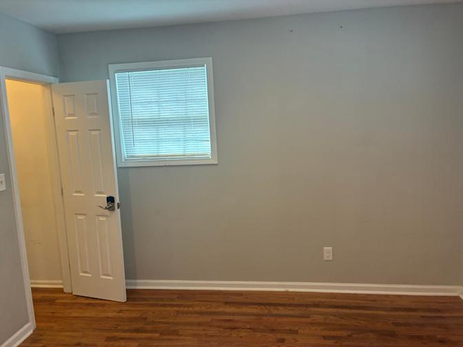 Alcove Rooms's room
