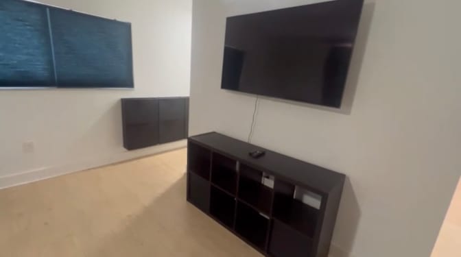 alex's room