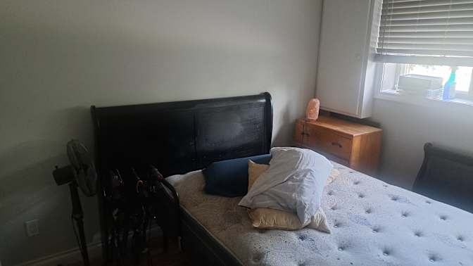 Mark snider's room