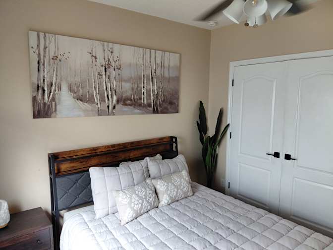 Thomas's room
